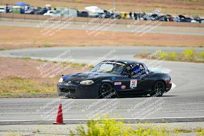 media/May-04-2024-Team Topak Racing (Sat) [[1dff1aa745]]/Inter Low 1/Session 2/
